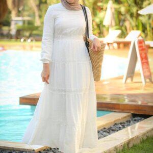 Annah Hariri Lace Trim Boho Modest Tiered Abaya Maxi Dress White Women Size US 6